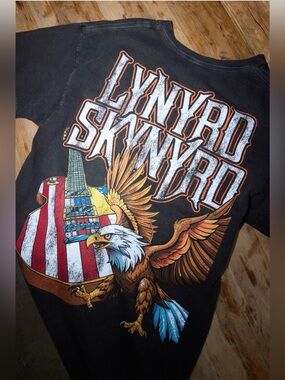 Urban Outfitters Lynard Skynard Graphic Tee